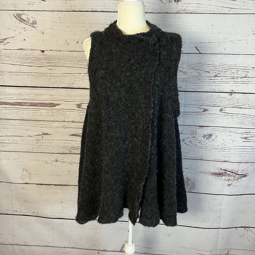 Free People Sweater Medium Stand And Deliver Wool Alpaca Grey Swing Vest Cape